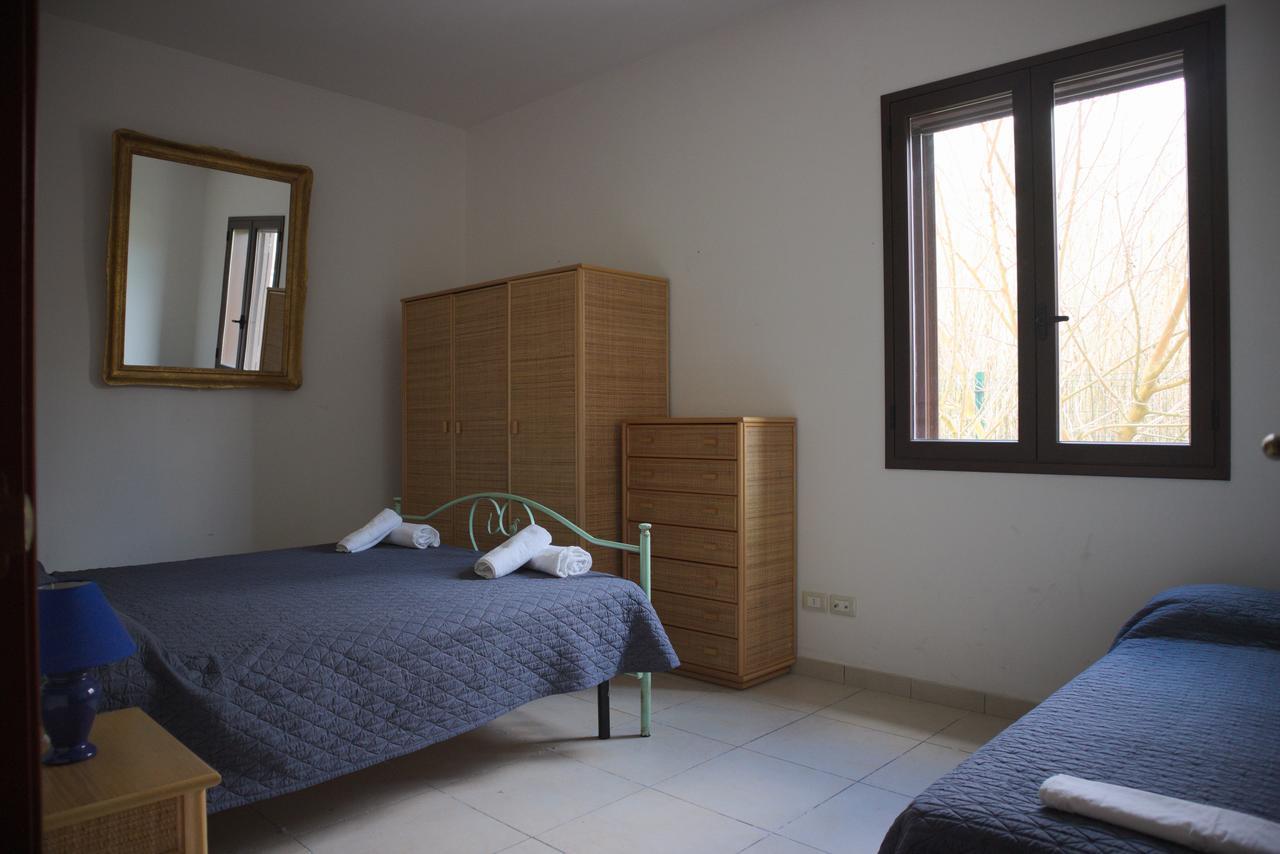 Rooms & Apartments La Spiaggia - กัลลีโปลี ภายนอก รูปภาพ