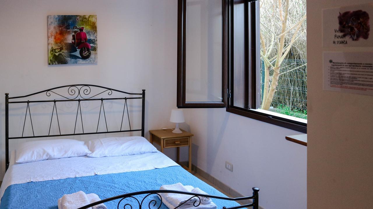 Rooms & Apartments La Spiaggia - กัลลีโปลี ภายนอก รูปภาพ