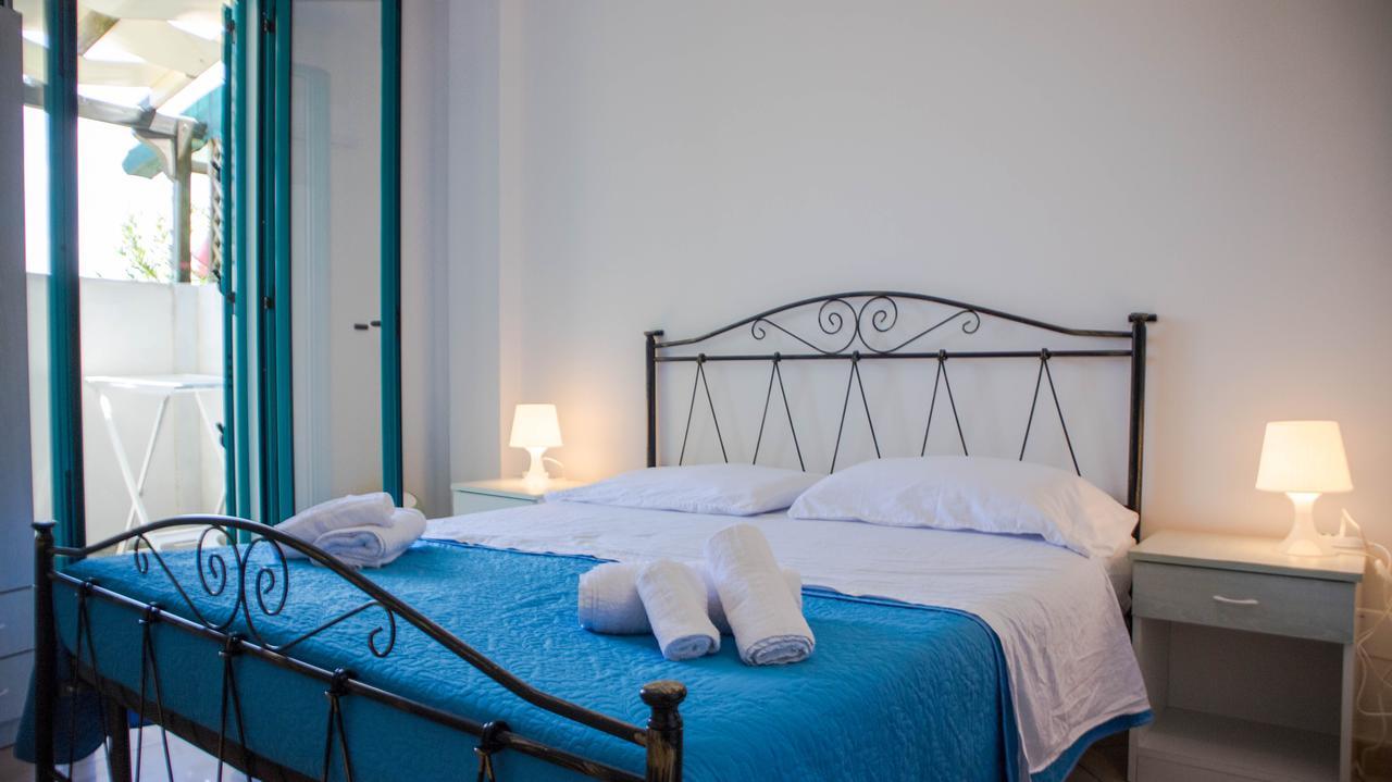Rooms & Apartments La Spiaggia - กัลลีโปลี ภายนอก รูปภาพ